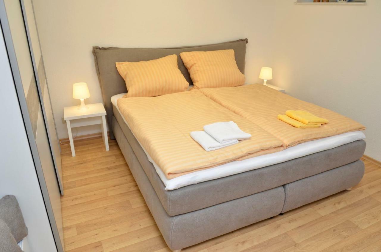 Ferienwohnung Uhuherz Нойштадт-ан-дер-Вайнштрасе Екстер'єр фото