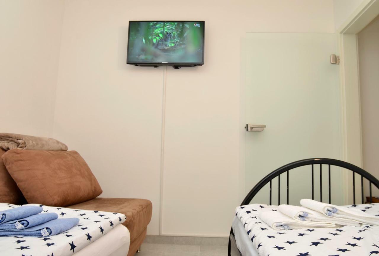 Ferienwohnung Uhuherz Нойштадт-ан-дер-Вайнштрасе Екстер'єр фото