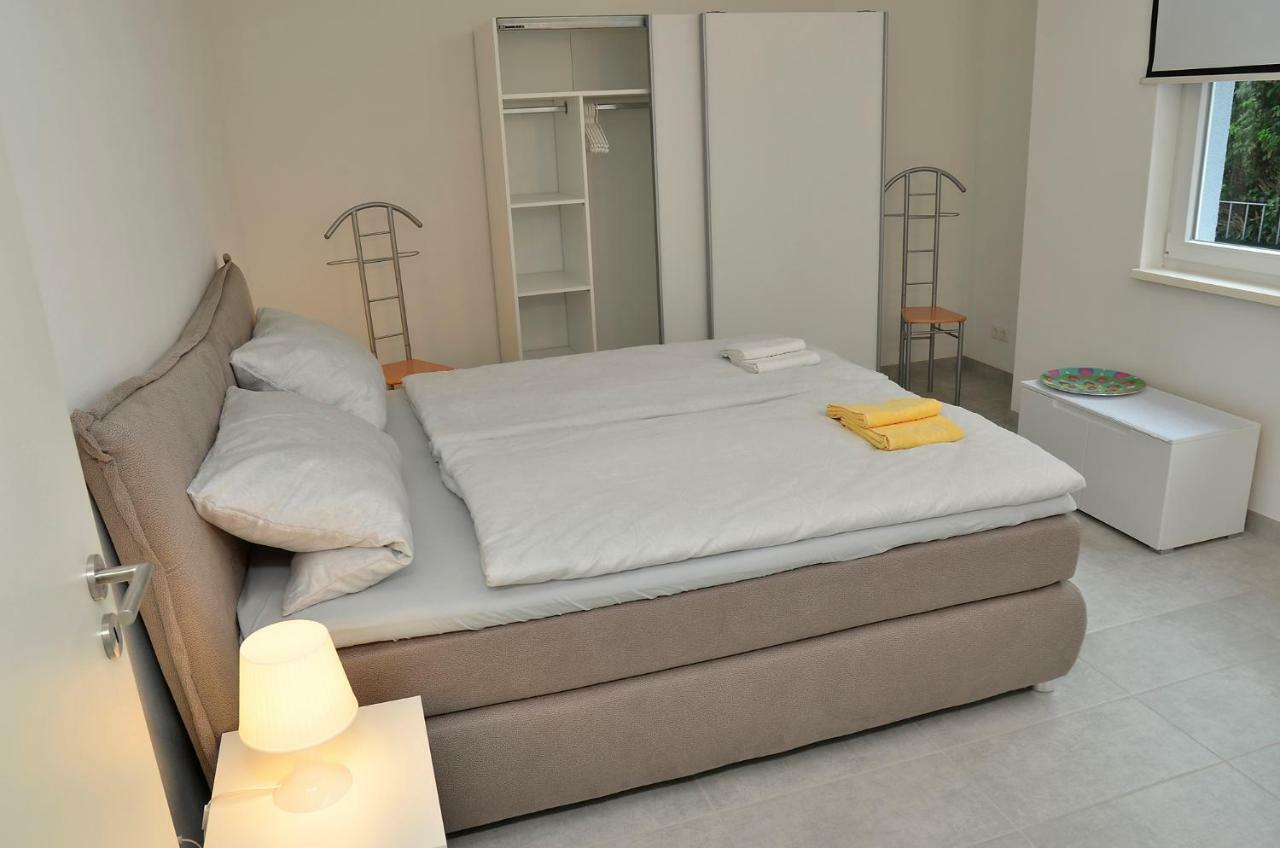 Ferienwohnung Uhuherz Нойштадт-ан-дер-Вайнштрасе Екстер'єр фото