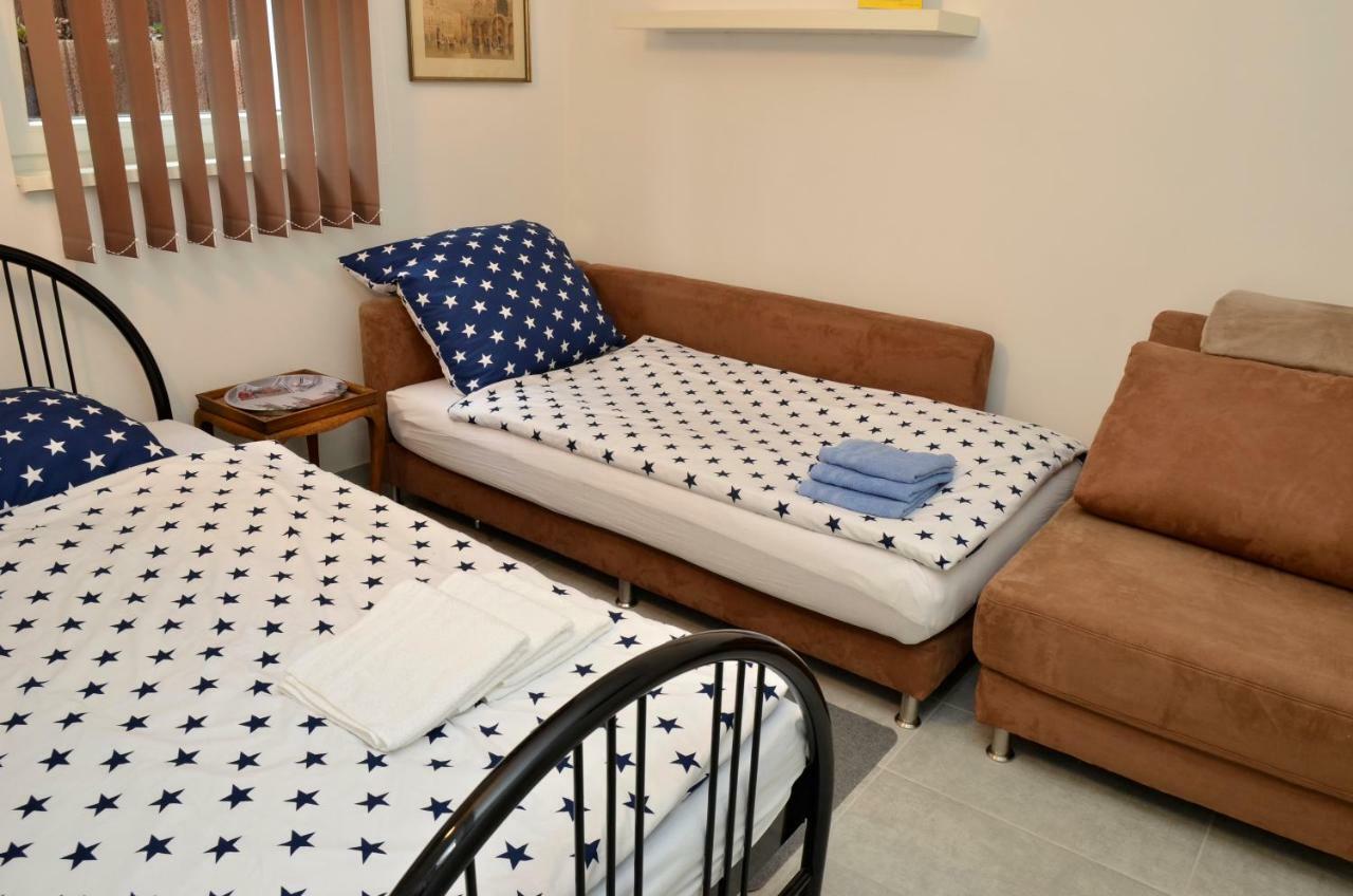 Ferienwohnung Uhuherz Нойштадт-ан-дер-Вайнштрасе Екстер'єр фото